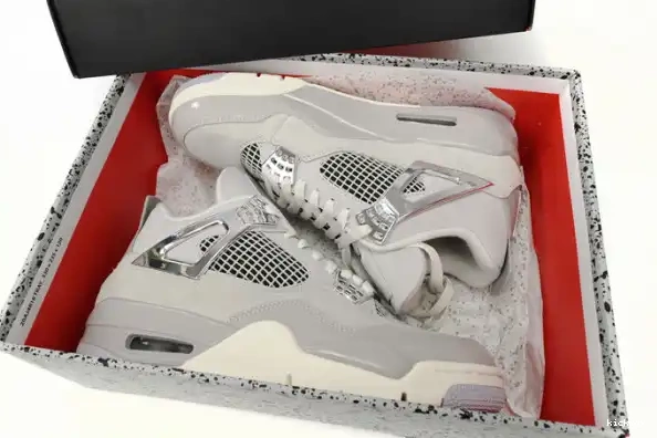 Rep MAX Air Frozen Jordan WMNS AQ9129-001 4 Moments 0322